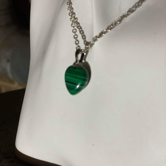 Necklace - Picture 1 of 2